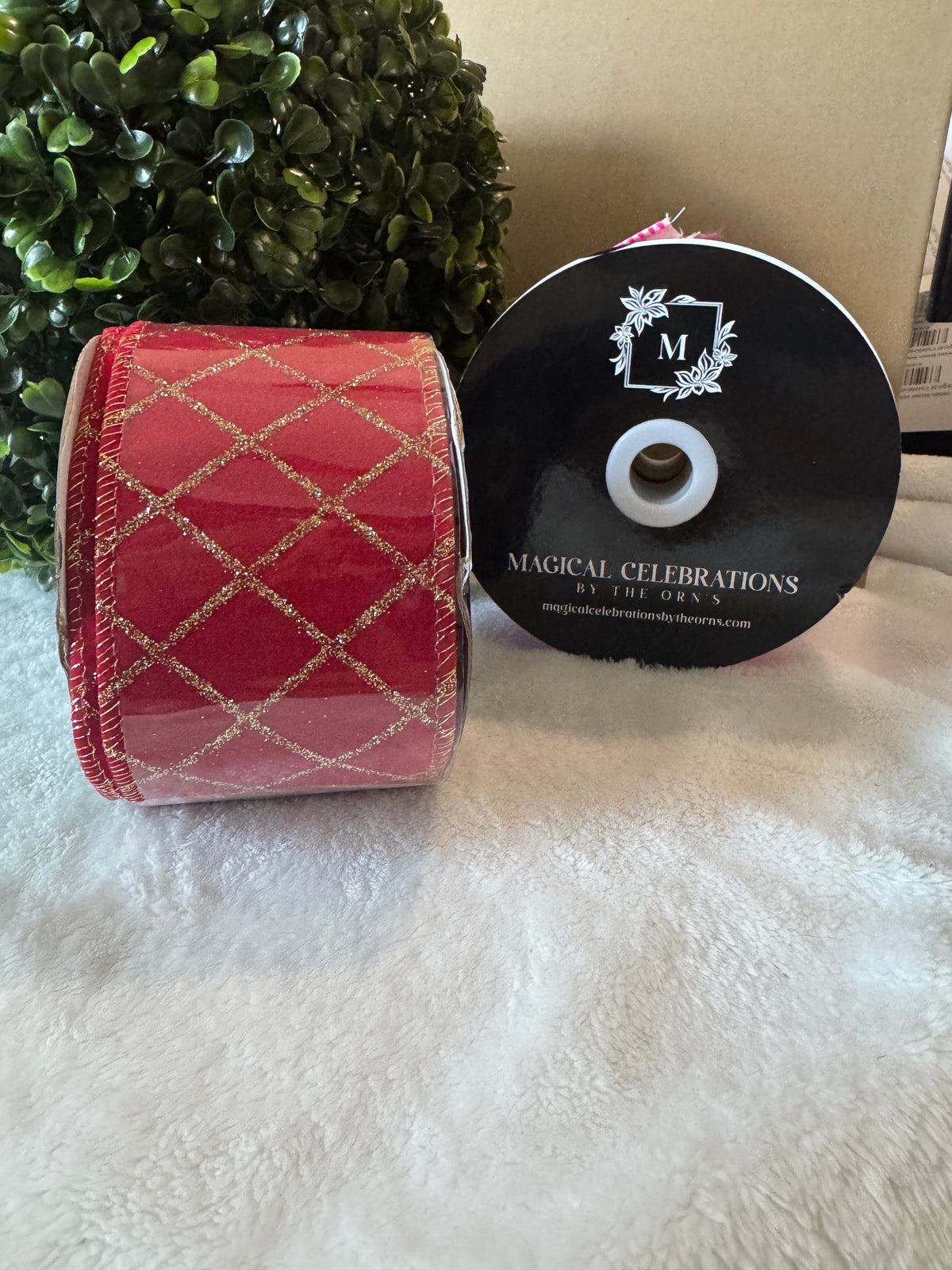 2.5" Red Velvet Ribbon with Gold Glitter Lattice and Sparkle Back – Wired Edge