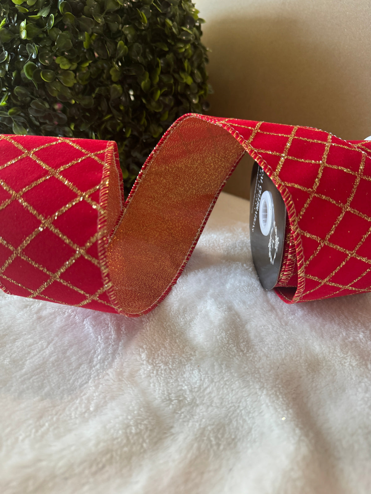 2.5" Red Velvet Ribbon with Gold Glitter Lattice and Sparkle Back – Wired Edge