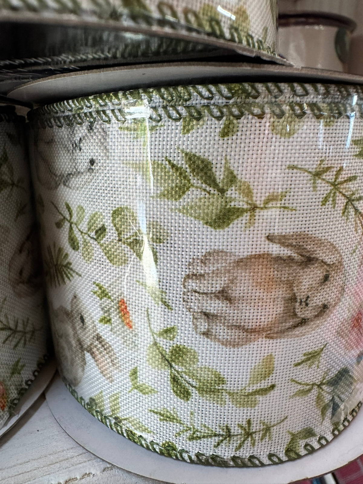 2.5" Green Spring Bunnies